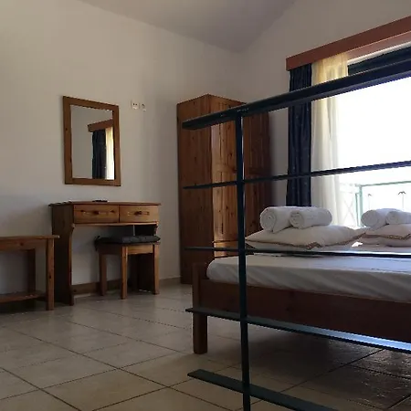 Joanna Palace Club * Heraklion (Crete)